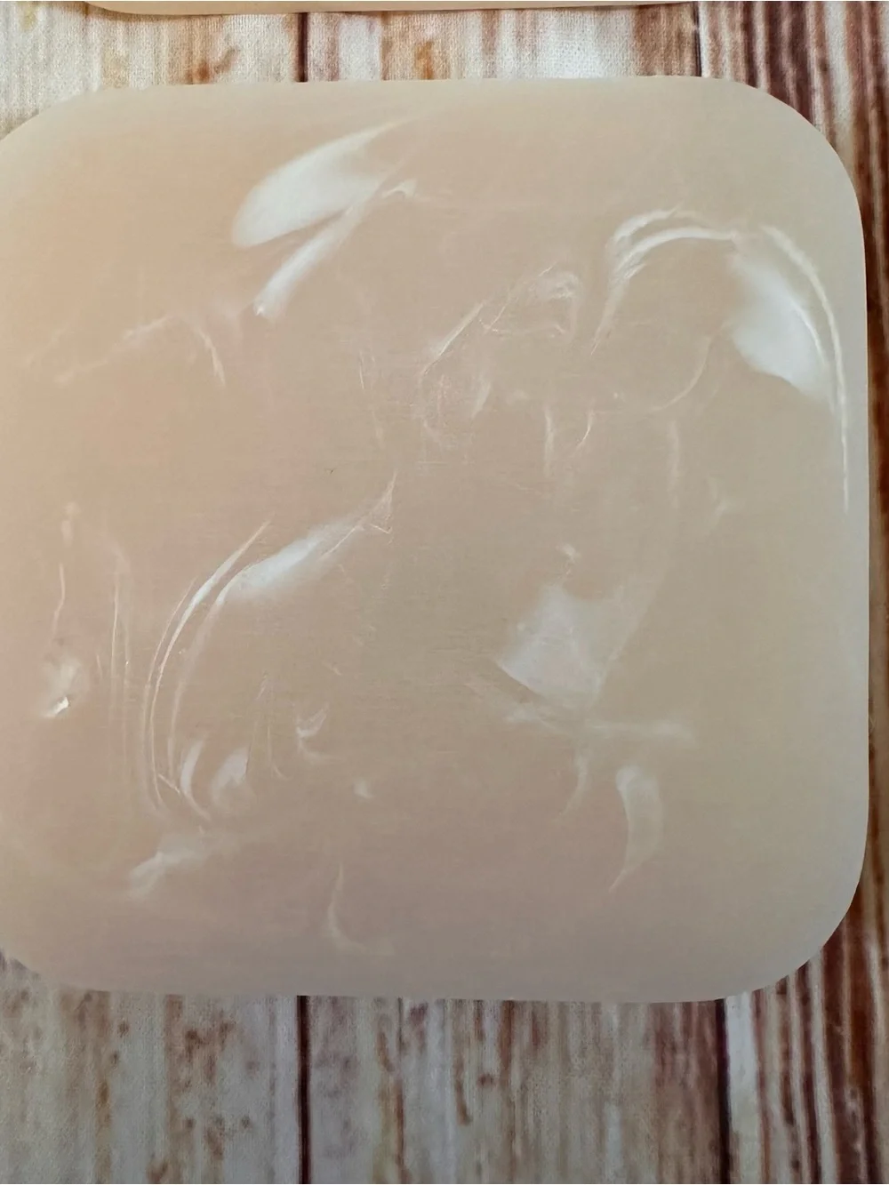 Ririku Beige 4 Piece White Marbled Resin Coaster Set NWT